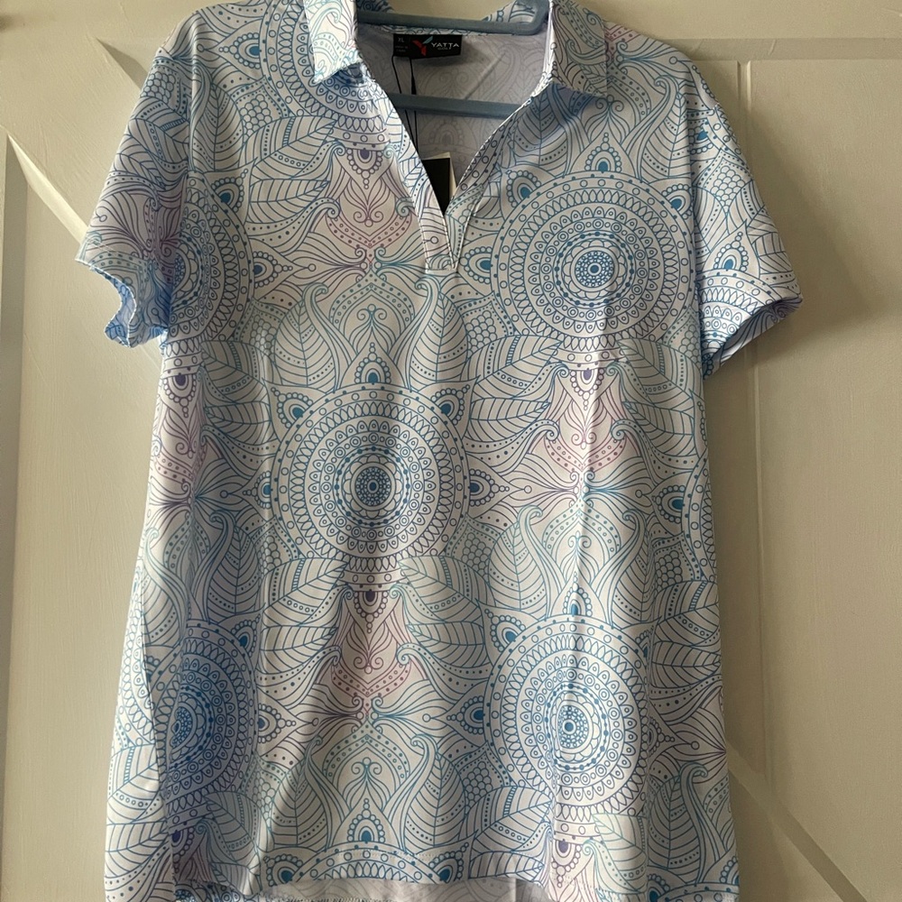 Patterned Women's Golf Polo.  Lady Lavender.  Yatta brand.  New w/tags. Size XL